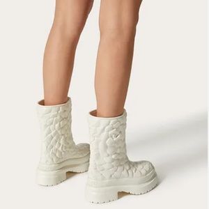 Valentino Garavani Atelier Rose Edition ankle boots